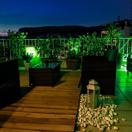 Renovated Studio With Roof Garden Access, 15 M Walk To Acropolis Leilighet Athen Eksteriør bilde