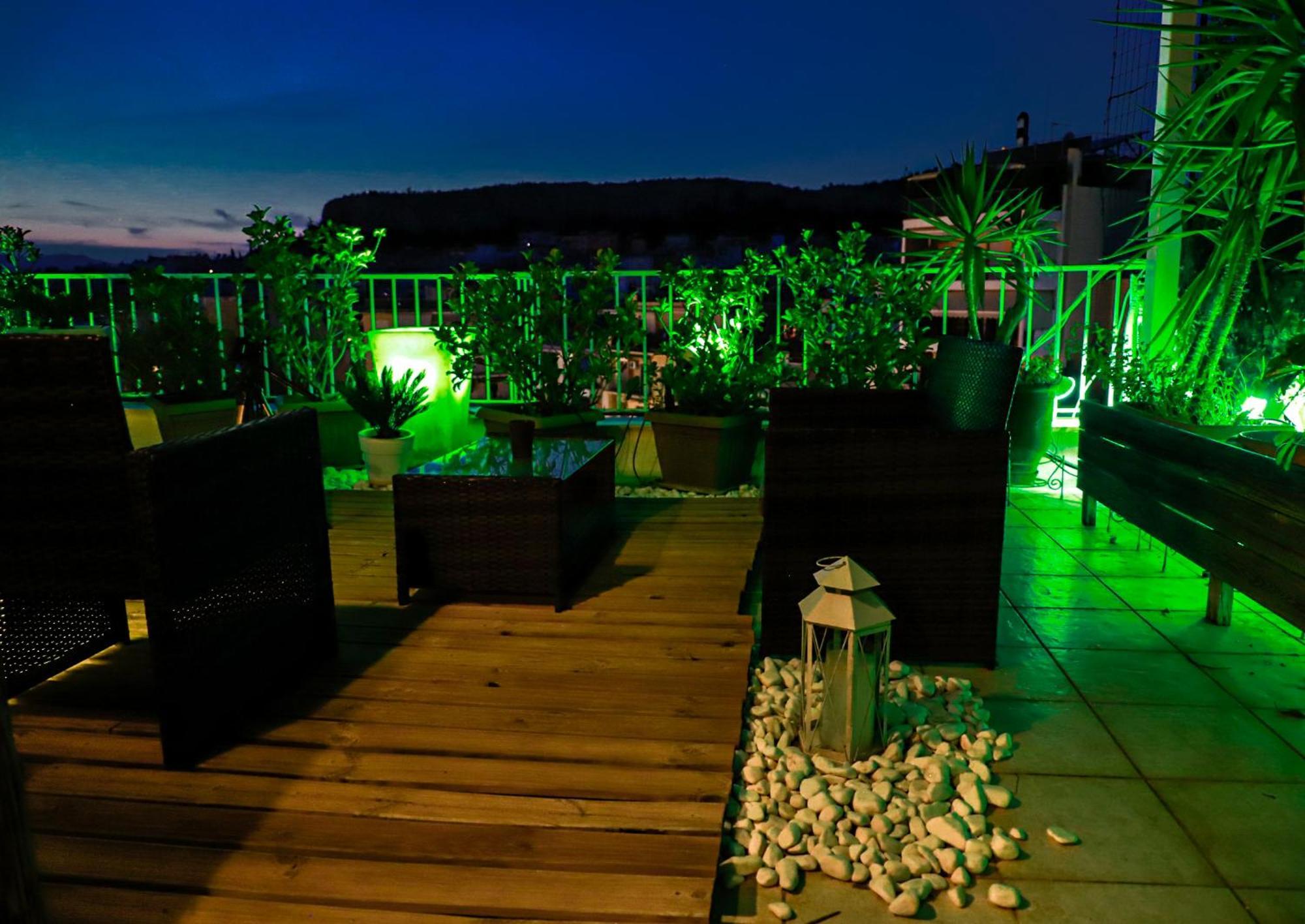 Renovated Studio With Roof Garden Access, 15 M Walk To Acropolis Leilighet Athen Eksteriør bilde